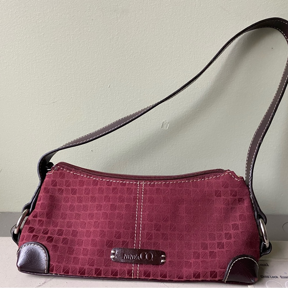 Nine&Co purse | Wine red